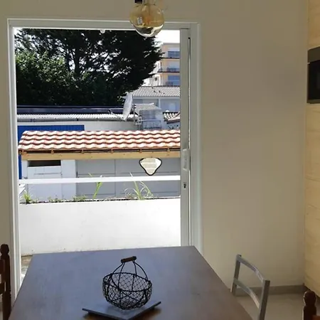 Chez Ginette - Maison A 150m De La Grande Plage De Tharon *